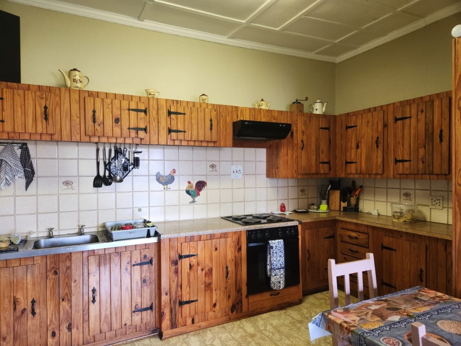 4 Bedroom Property for Sale in Denneoord Western Cape